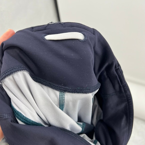 LuLeLemon TieDye Blue White Pattern Leggings MidRise Ruched Calf Women's Size 4 - Picture 9 of 12